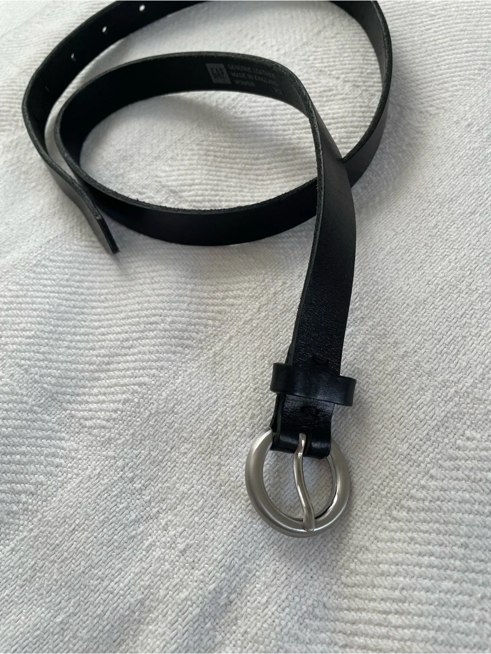 GAP Women's Black Leather Belt with Round Silver Buckle